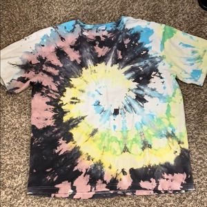 Unique spiral tie-dye urban outfitters tee